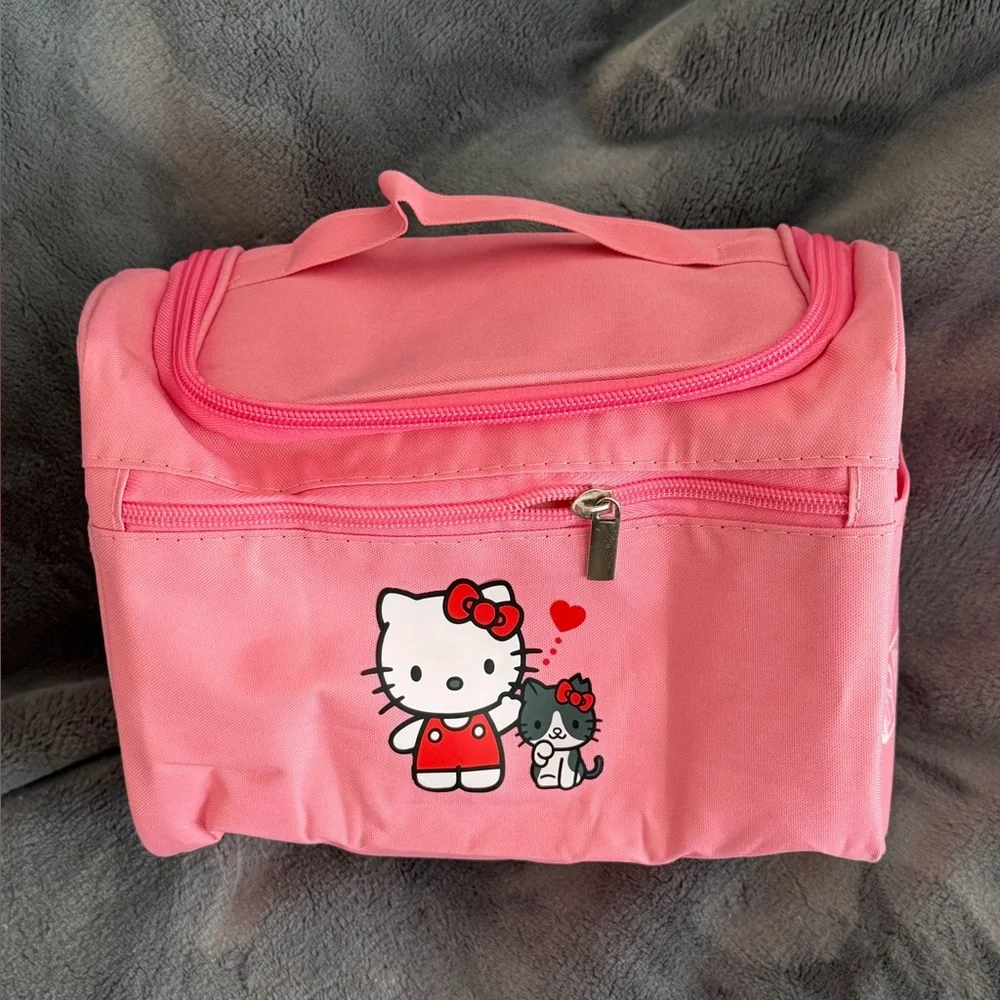 ❤️❤️SANRIO MYSTERY BUNDLE with Pink Hello Kitty Travel Make-Up Bag
